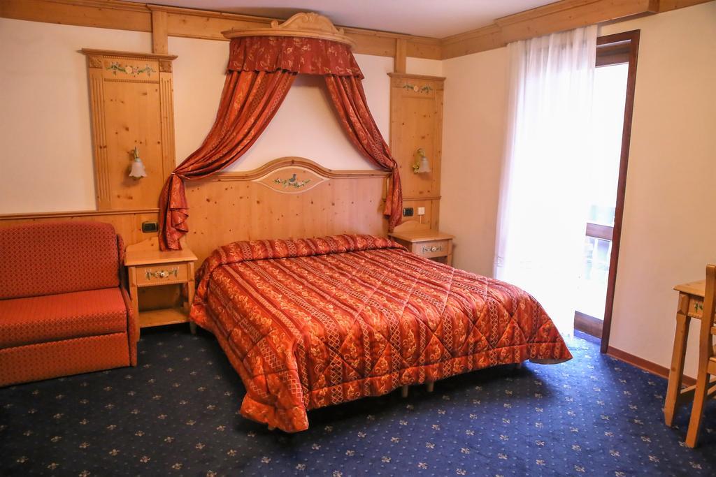 Villa Elena B&B Hotel San Martino Di Castrozza Eksteriør bilde