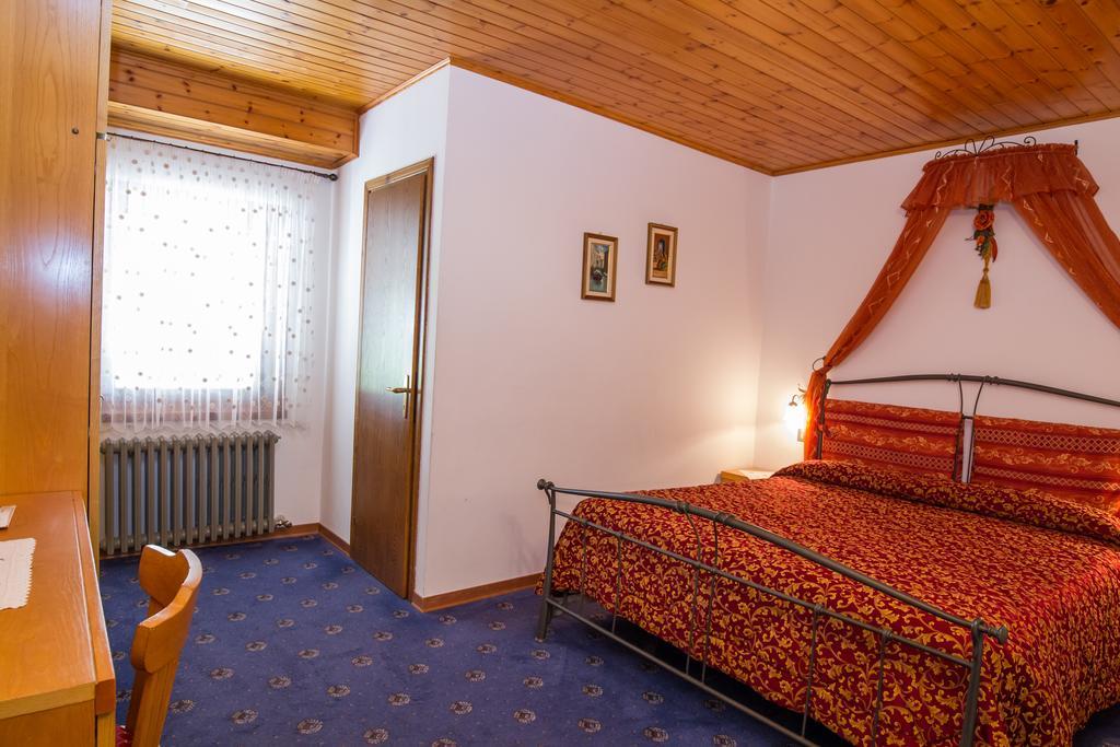 Villa Elena B&B Hotel San Martino Di Castrozza Eksteriør bilde