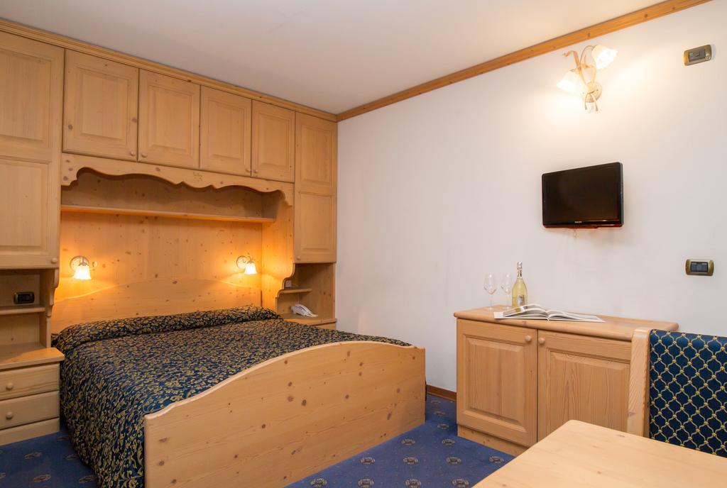 Villa Elena B&B Hotel San Martino Di Castrozza Eksteriør bilde