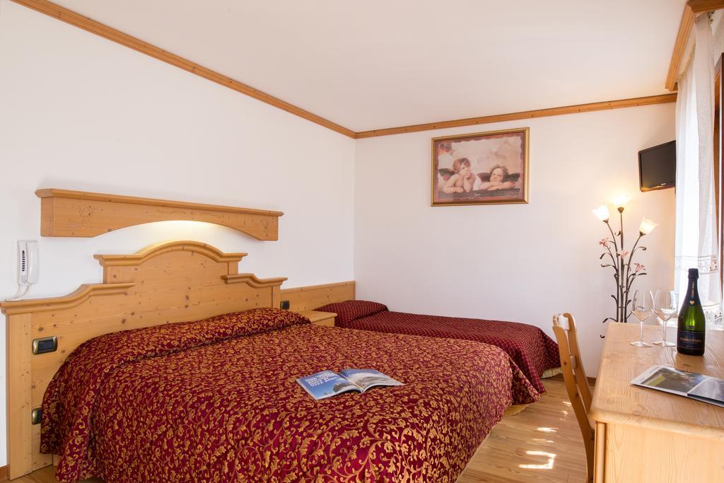 Villa Elena B&B Hotel San Martino Di Castrozza Eksteriør bilde