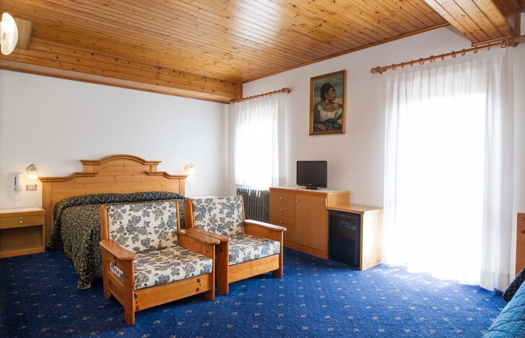 Villa Elena B&B Hotel San Martino Di Castrozza Eksteriør bilde