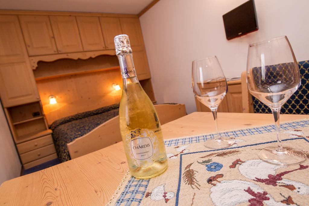 Villa Elena B&B Hotel San Martino Di Castrozza Eksteriør bilde